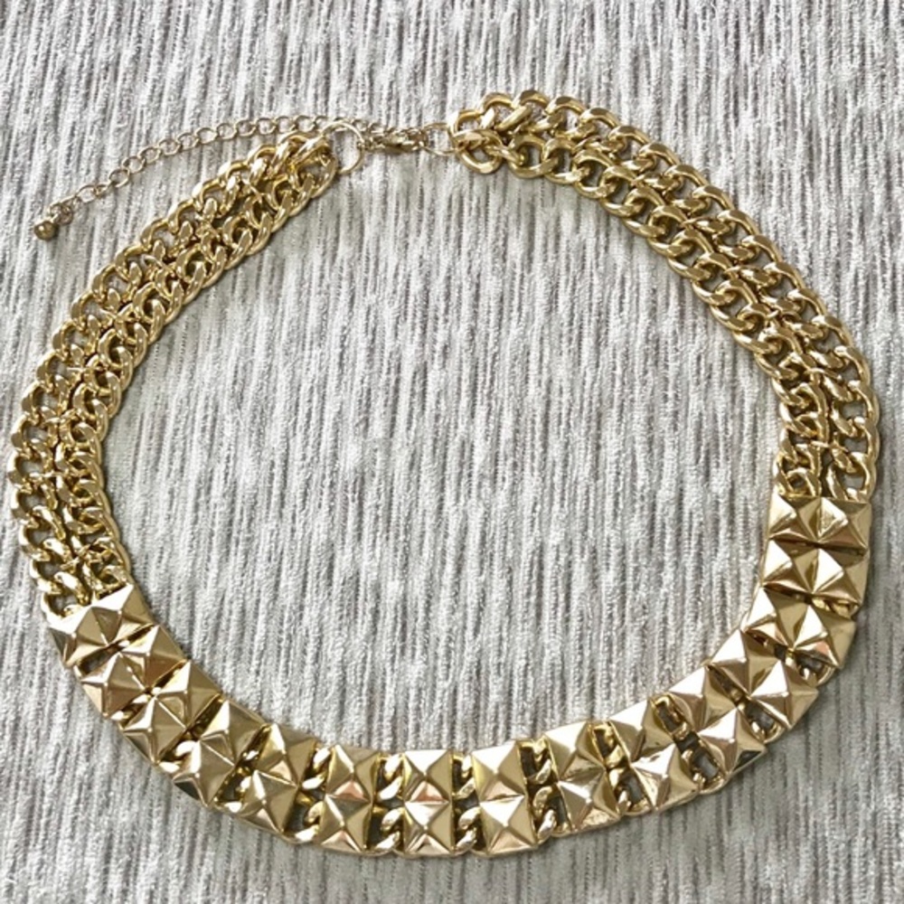 🌞10/$35🌞Gorgeous Gold Chain Studded Necklace
